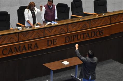 Posesionan Una Nueva Directiva En La Cámara De Diputados En Sesión Con