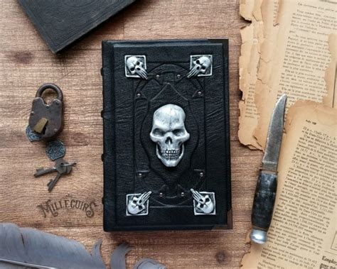 Gothic Black Leather Skull Journal Creepbay