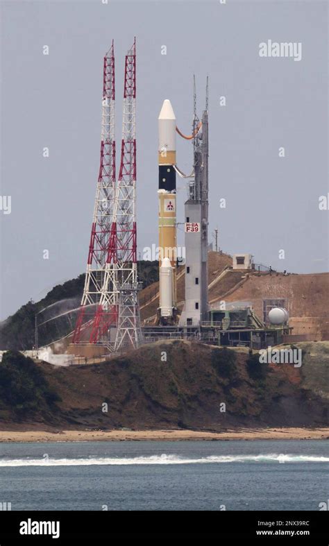 A H2a Rocket No39 Carrying An Information Gathering Satellite Igs