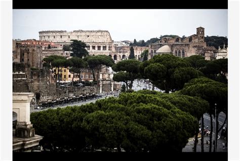 Turismo A Giugno Boom Stranieri In Citt D Arte E Borghi Tiscali Notizie