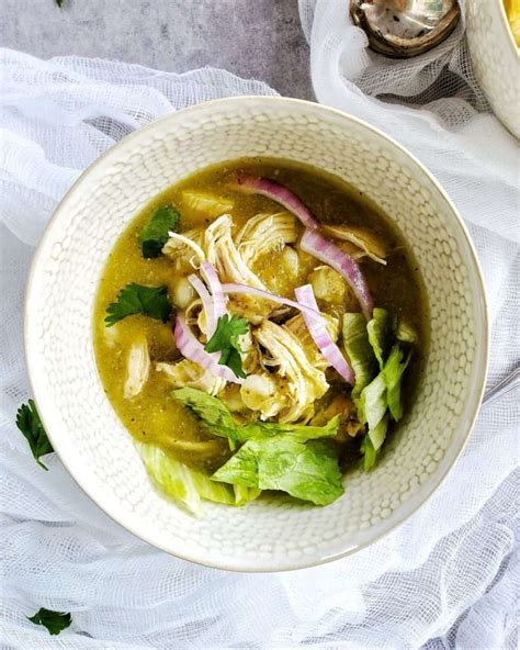 Easy Instantpot Chicken Posole Verde