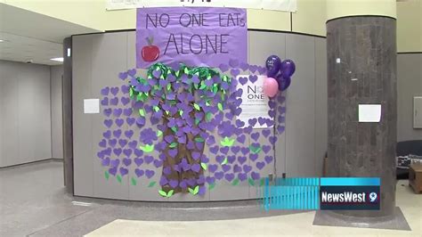 Bowie Middle School celebrates “No One Eats Alone” day | newswest9.com