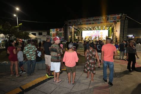 Confira As Fotos Do São João De Salvador Shows Acontecem No Parque De