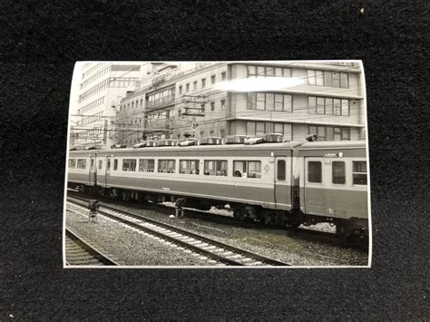 【やや傷や汚れあり】【昔の鉄道写真】l594 6 大阪駅 1502mゆのくに サロ451サロ455 昭50921 国鉄の落札情報詳細