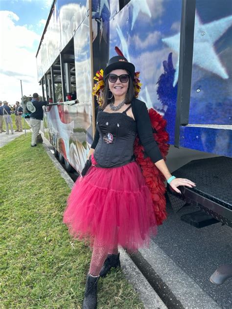 PHOTOS: The costumes of Gasparilla | WFLA