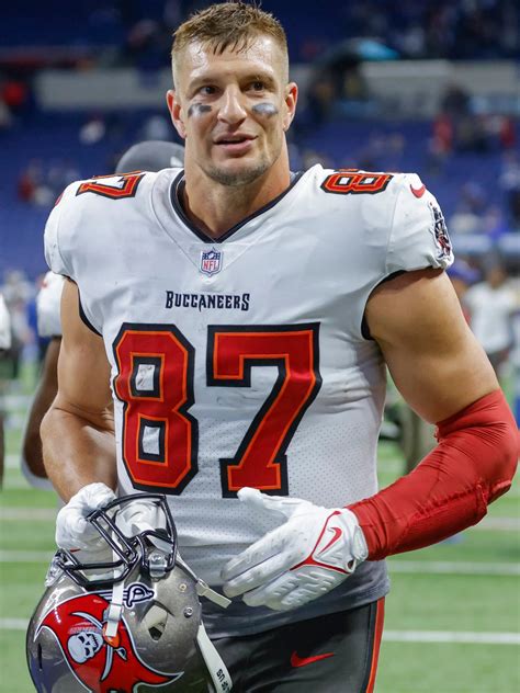 Retired NFL Star Rob Gronkowski Faces Off Against His Brothers in High ...