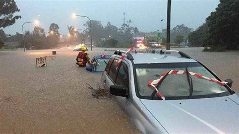 Berschwemmungen Mindestens Sechs Tote Durch Unwetter In Australien