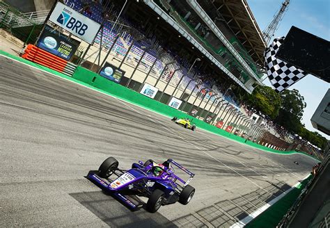 Matheus Comparatto Domina Ltima Corrida Do Ano Da F Brasil E Leva O