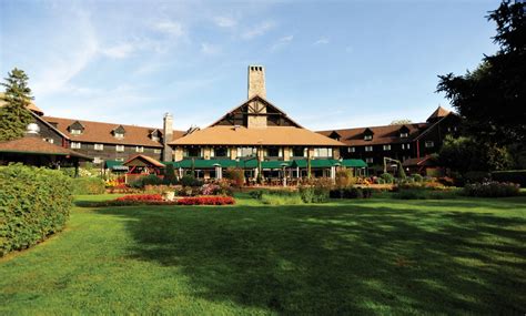 Fairmont Le Chateau Montebello Golf Club in - Montebello, QC, CA | Groupon