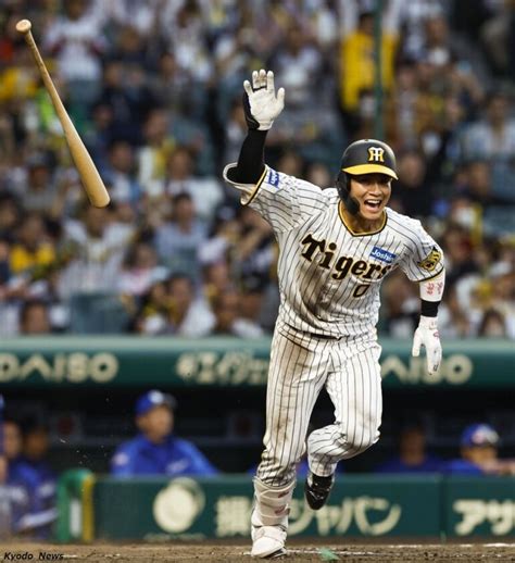 阪神・岡田監督の“精神安定剤”【白球つれづれ】 Baseball King