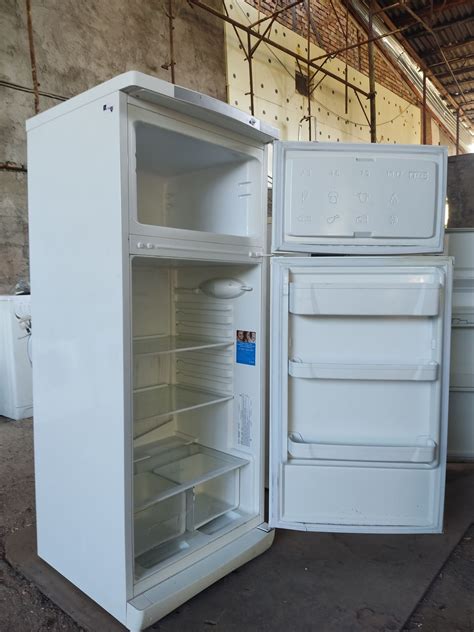 Продам холодильник Indesit: 2 500 грн. - Холодильники Хмельницький на Olx