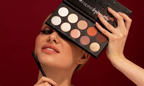 Paleta De Sombras De Ojos En Tonos Nude Groupon