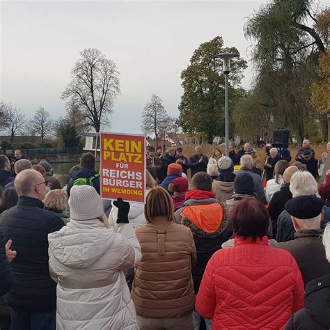 Wemding Demo Gegen Reichsb Rger Treffen Und F R Demokratie Swr Aktuell