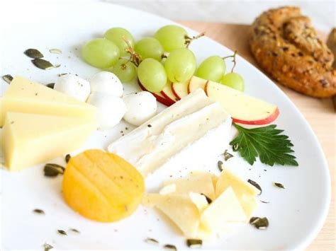 Tagliere Di Formaggi Con Marmellate Miele O Frutta Come Prepararlo