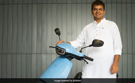 Ola Ceo Bhavish Aggarwal Celebrates Ev Scooter Sales During Festive Season