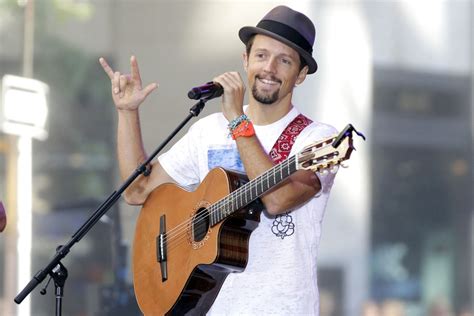 Jason Mraz marries fiancée Christina Carano - UPI.com