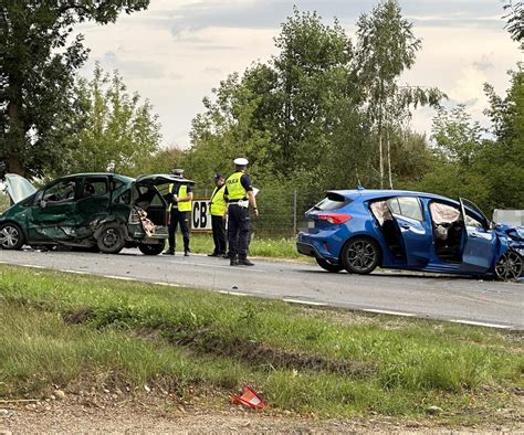 Łubienica Roztrzaskali się na drodze pod Pułtuskiem Jest wielu