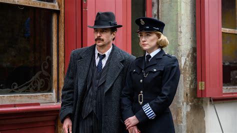 ‘See How They Run’ Review: An Agatha Christie Mystery Spoof - The New