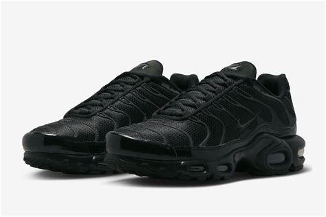 The Nike Air Max Plus ‘Triple Black’ Gets Reflective - Sneaker Freaker