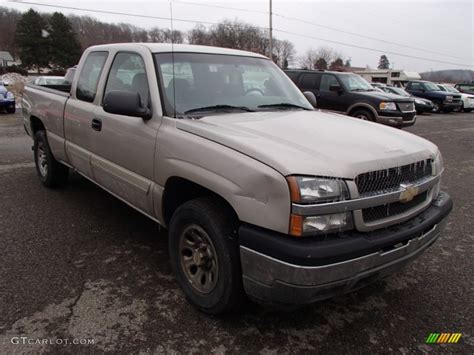 2005 Sandstone Metallic Chevrolet Silverado 1500 LS Extended Cab 4x4