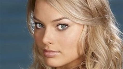 The Stunning Transformation Of Margot Robbie Youtube