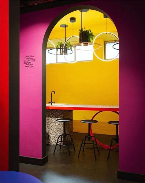 Design Degli Interni Con Combinazione Di Colori Complementari