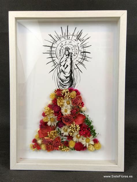 Virgen Del Pilar Con Manto De Flores Preservadas Modelo Moderno