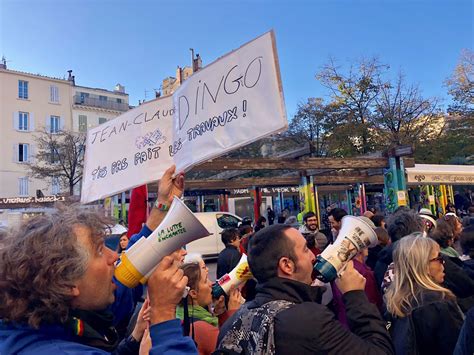 Gomet on Twitter Direct Plusieurs milliers de manifestants à