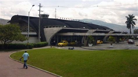 Medellin’s inner city airport resumes international flights