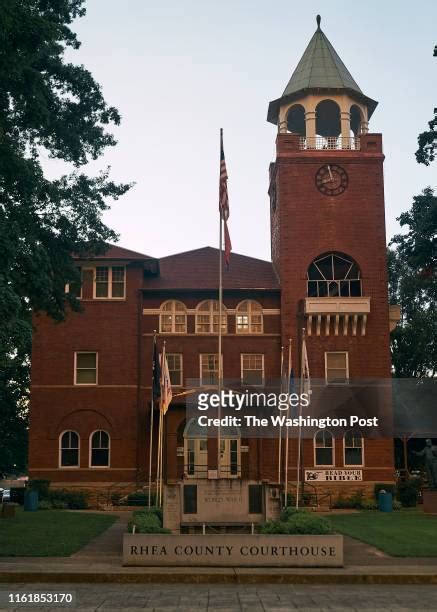 Rhea County Courthouse Photos and Premium High Res Pictures - Getty Images