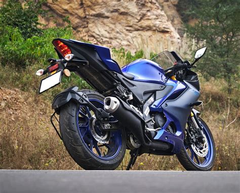 Yamaha Yzf R15 V4 Racing Blue Price Specifications Images Bajaj Mall