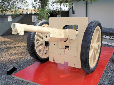 Mm Howitzer French Walk Around Page