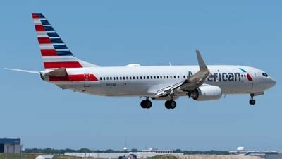 N An Boeing American Airlines Cristian Quijano Jetphotos