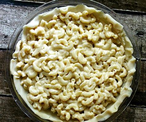 Macaroni And Cheese Pie