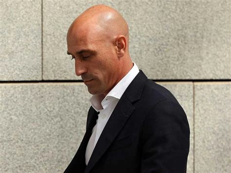 Revés para Luis Rubiales FIFA confirma suspensión