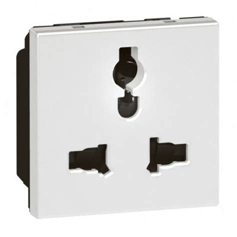 Arteor Multistandard Socket 572123 NTM Technology Solution