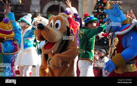 Tokyo Japan November 27 2014 Disney Mascots Show Capture Images Of