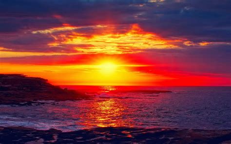 Download Bright Sunset Over Sea Wallpaper - GetWalls.io