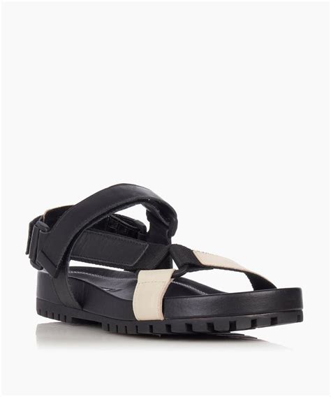 I've Found the Perfect Minimalist Sandals From Dune | Who What Wear