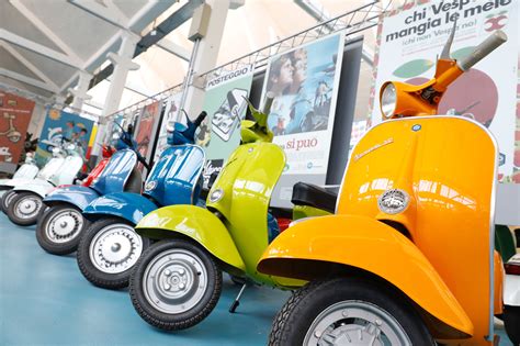 Insieme Per I 75 Anni Dalla Nascita Arriva La Nuova Vespa Firmata