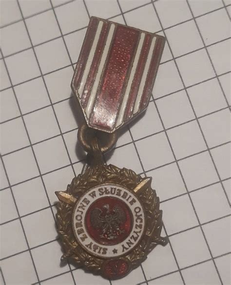 Medal Siły zbrojne w służbie ojczyzny miniaturka 12691138622