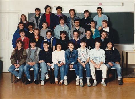 Photo de classe Ter Ferdinand Buisson 1987 88 de 1988 Lycée Ferdinand