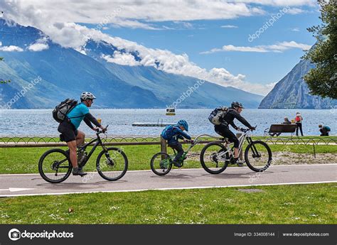 Riva Del Garda Lago Garda Italy May 2019 Tourists Riding Stock