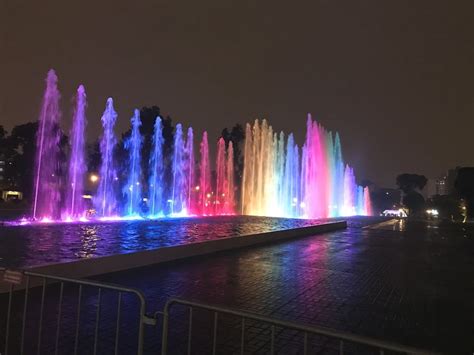 Circuito magico del agua Lima Perú Fuentes de agua Carpetas de fotos