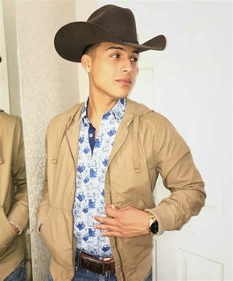 Pin By Lolis Lopez On Cute Cowboy Outfits Cute Outfits Chambelan