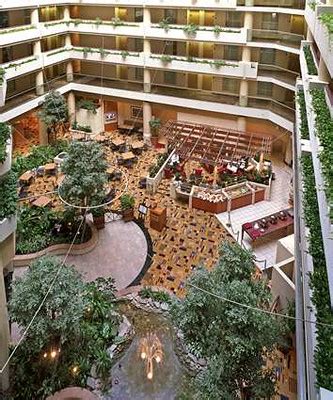 Embassy Suites Crystal City: Atrium | Our Embassy Suites Cry… | Flickr