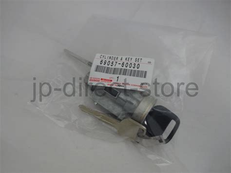 Genuine Toyota Cylinder Key Set Ignition Switch Lock 69057 60030 OEM