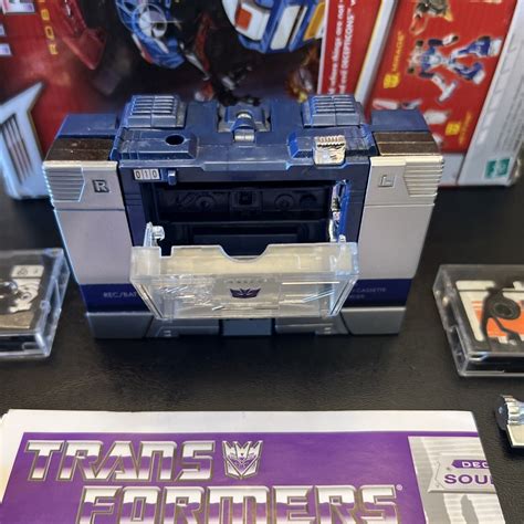 Transformers Rid Robots In Disguise Soundwave Commemorative Edition