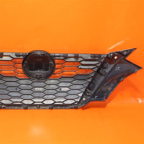 Nissan Sentra Grille Lb A Sedan Oem