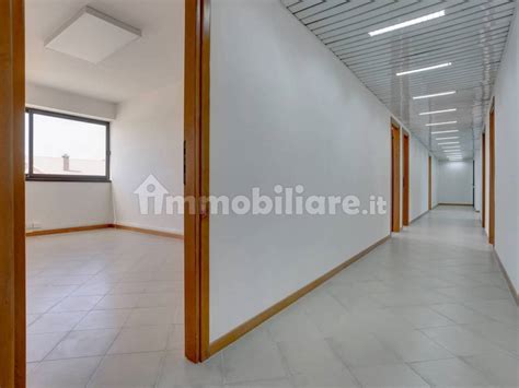 Ufficio Studio Via Dei Castelli Romani 22 Pomezia Rif 105565049